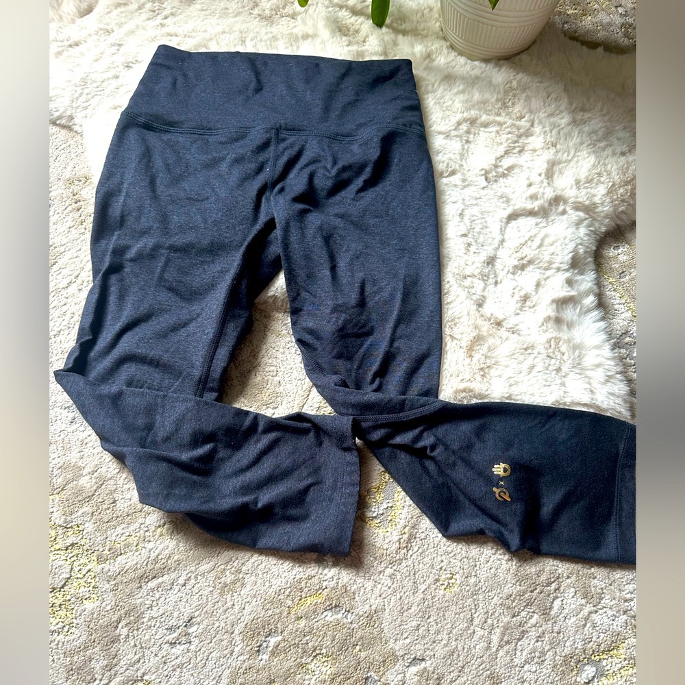 Spiritual Gangster x Peloton capri leggings